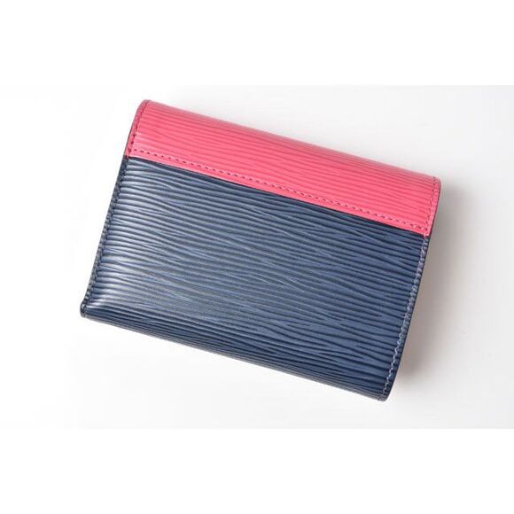 Louis Vuitton Epi Leather Victorine Wallet - Picture 3 of 6